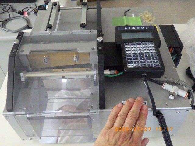 診断材料用切断モジュール CM4000 BioDot
