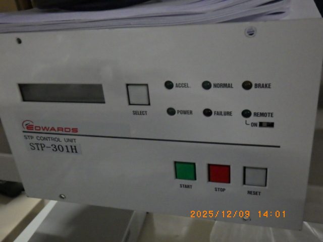 ターボ分子ポンプコントローラー SCU-301H エドワーズ　Edwards